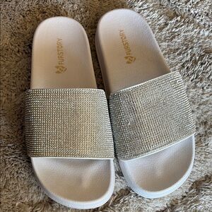 Amazon Sparkle Bridal White Rhinestone Slides